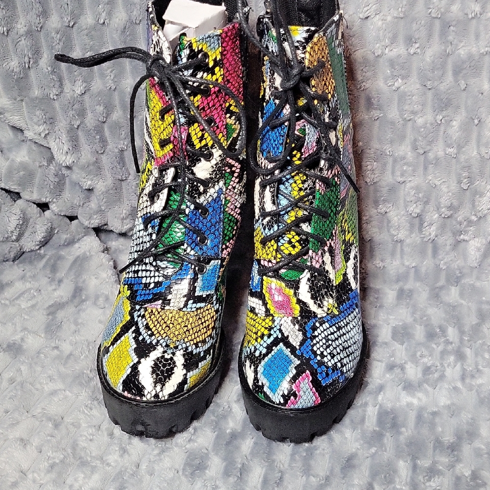 Yoki Multicolor Ankle Boots